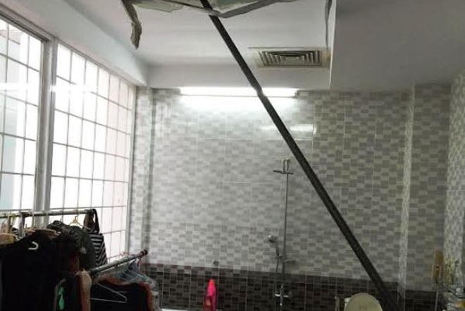 Ngày 6/3 Tòa nhà 8B Lê Trực bắt đầu bị cưỡng chế