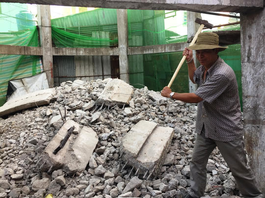 Bắt đầu tháo dỡ thủy đài gây họa