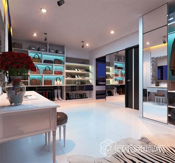 Khánh My, đối thủ của Ngọc Trinh, gia tài giàu có