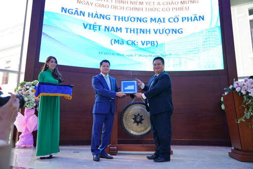  VPB,VPBank,chứng khoán,HoSE,niêm yết,Sở giao dịch,ngân hàng