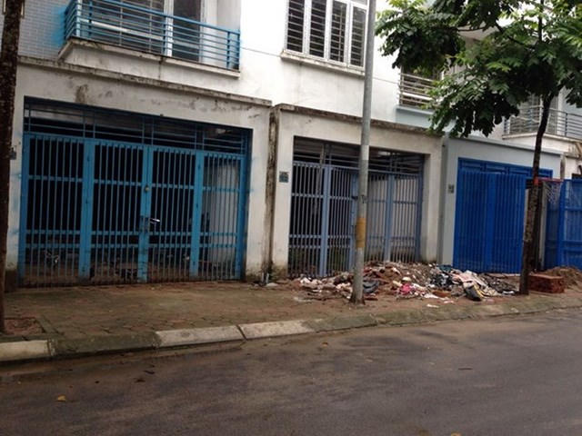 Xót xa cảnh biệt thự tiền tỉ bỏ hoang ở khu đô thị Văn Phú