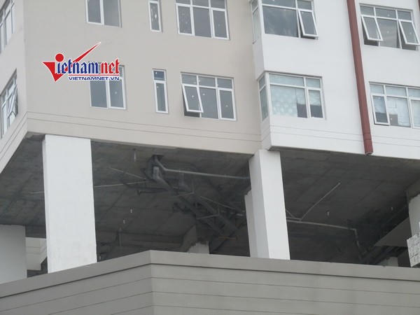 Thảm họa chung cư: Thi công ngổn ngang đã “lùa” dân vào ở