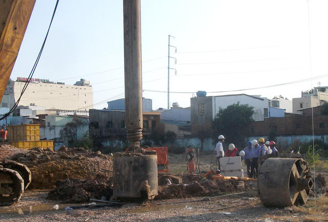 TPHCM: Tấp nập dự án cao cấp "dồn" về đất vàng quanh sân bay Tân Sơn Nhất