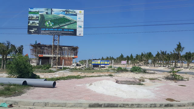 Nở rộ dự án nghỉ dưỡng bao quanh đất vàng sân bay Cam Ranh