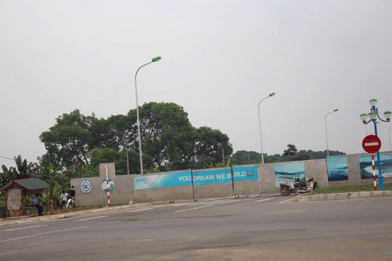 Đường trục trung tâm khu đô thị mới Mê Linh: Vì sao vẫn chưa được sử dụng?