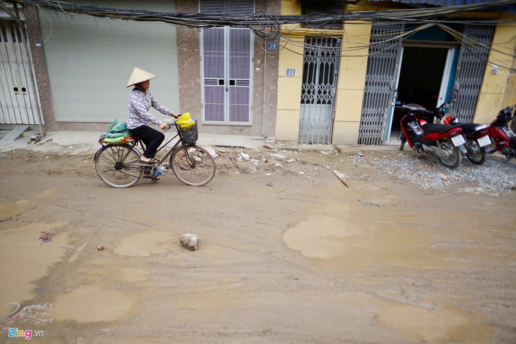 Bất động sản 'xóm nước đen' lên đời