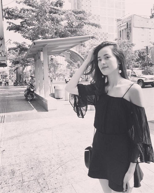 Bộ sưu tập áo hai dây gợi cảm của bạn gái Cường đô la