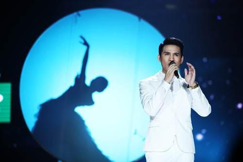 Siu Black bất ngờ tái xuất trong liveshow Quốc Thiên