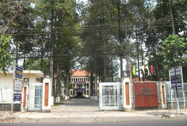 Hàng loạt "đất vàng" trụ sở cơ quan, ban ngành cũ ở Bình Dương bỏ hoang