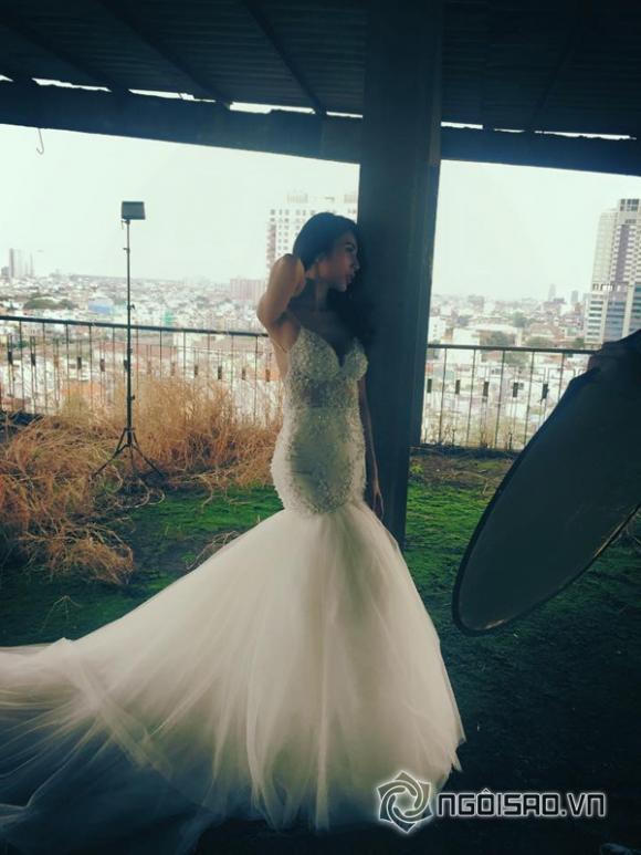 Rò rỉ hậu trường chụp ảnh cưới của Thủy Tiên - Công Vinh