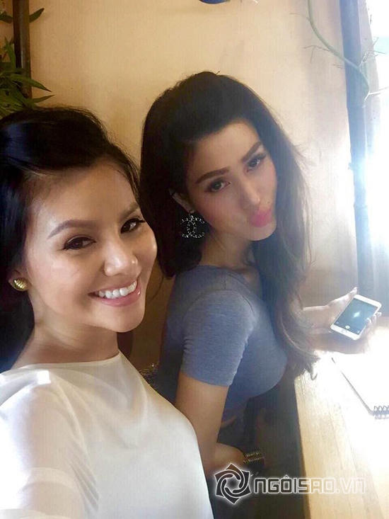 Maria Đinh Phương Ánh eo nhỏ xíu 9