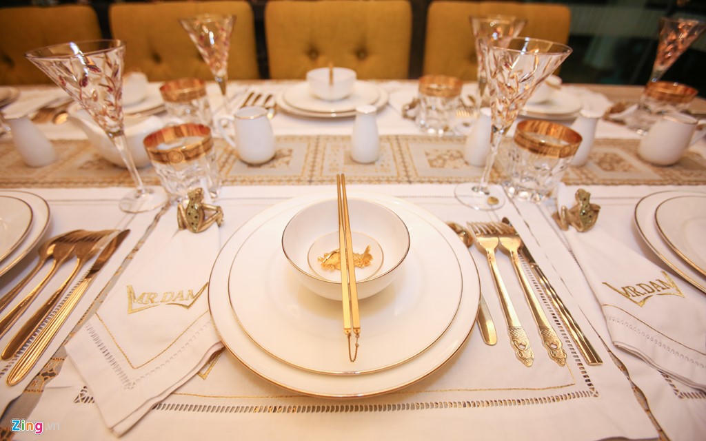 Khám phá biệt thự 3 triệu USD của Đàm Vĩnh Hưng