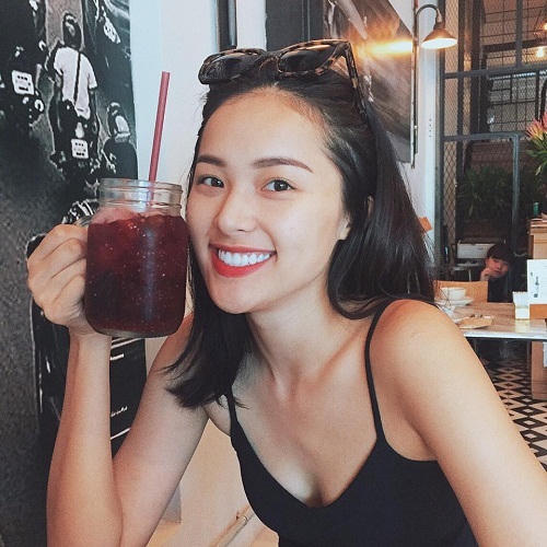 Bộ sưu tập áo hai dây gợi cảm của bạn gái Cường đô la