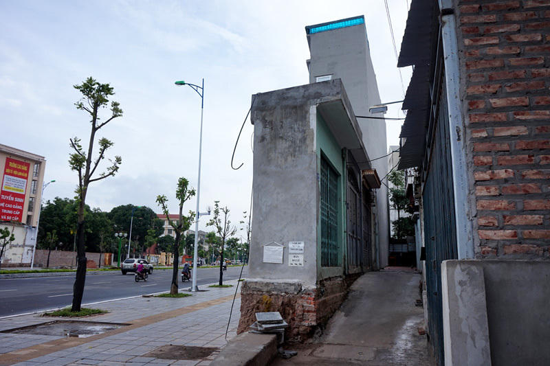 Nực cười, chiêu trò, xí đất, siêu mỏng, siêu méo, Nực cười, chiêu trò, xí đất, siêu mỏng, siêu méo,