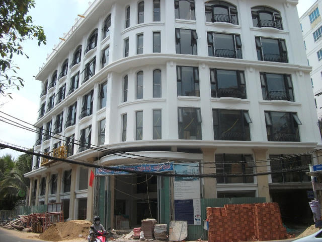 TPHCM: Tấp nập dự án cao cấp "dồn" về đất vàng quanh sân bay Tân Sơn Nhất