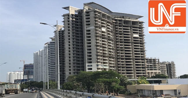 Nhà giàu bỏ tiền tỷ mua condotel: ‘Chưa nhìn thấy cuốn sổ đỏ nào'