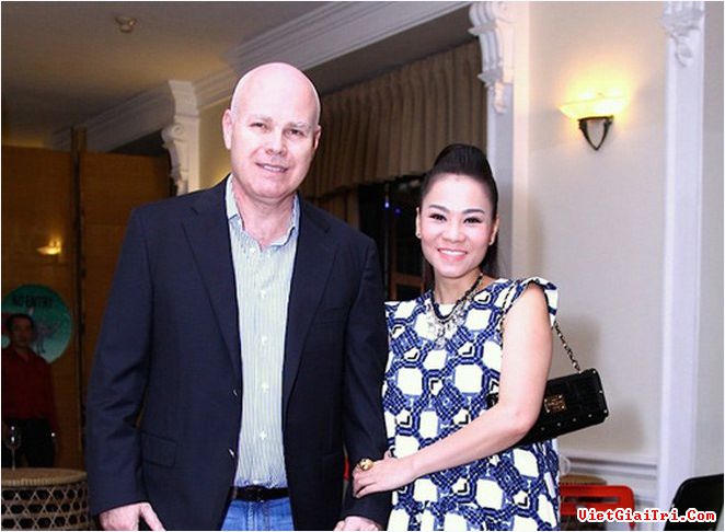 Với 1% cổ phần, chồng ca sĩ Thu Minh đang giữ vai trò gì trong Global Home?