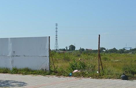 Lấy đất công cấp cho trưởng công an huyện