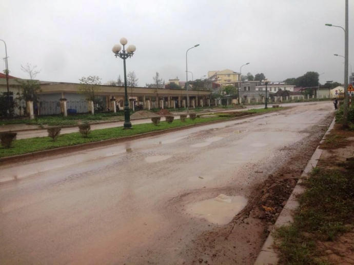 Thanh Hoá: Đường hỏng, lãnh đạo Sở xây dựng “né” thông tin