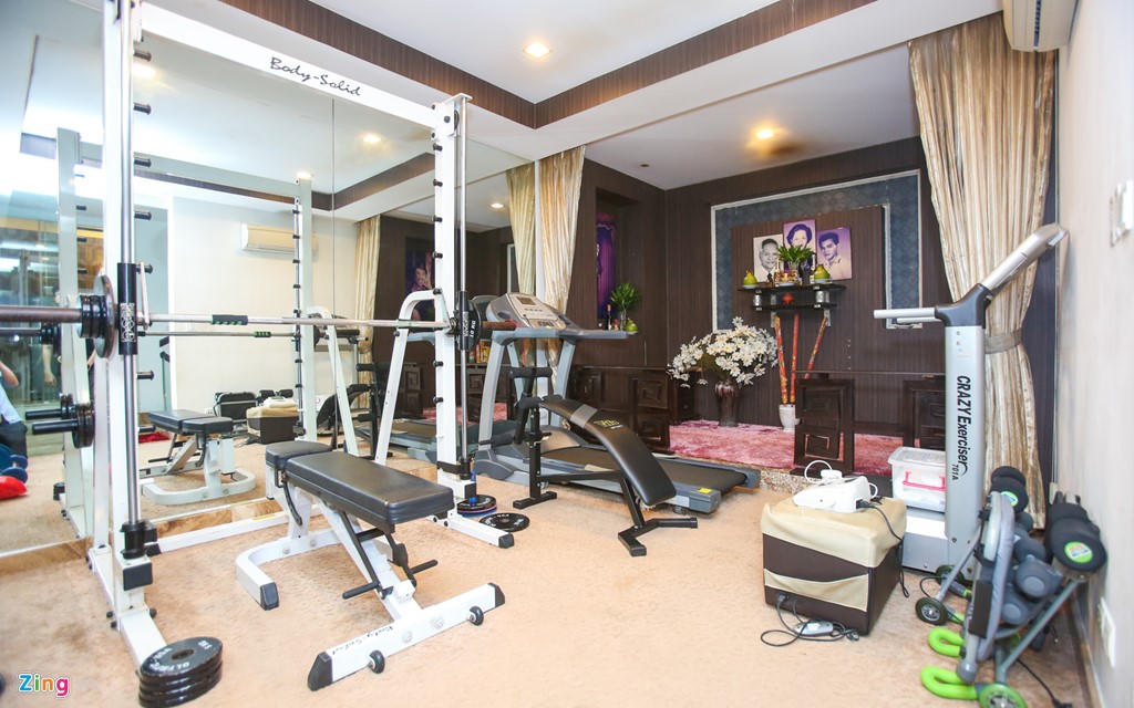 Khám phá biệt thự 3 triệu USD của Đàm Vĩnh Hưng