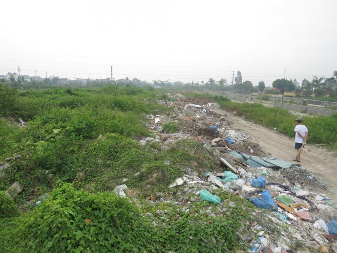Hải Phòng: Con đường mơ ước thành…bãi rác