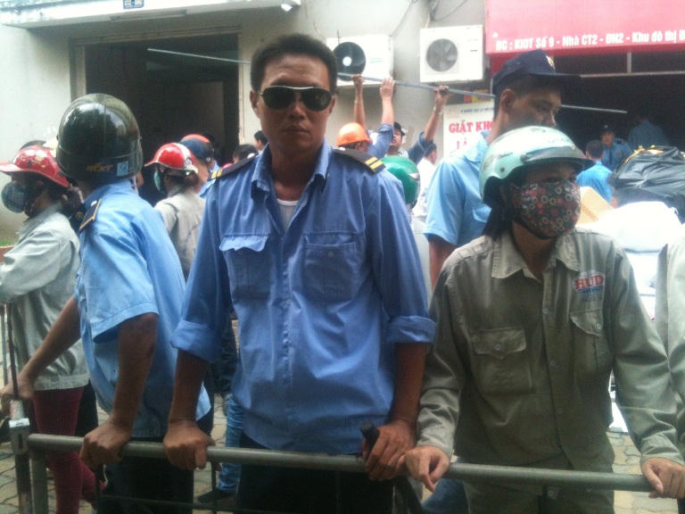 Tranh chấp kiểu côn đồ tại một chung cư ở Hà Nội