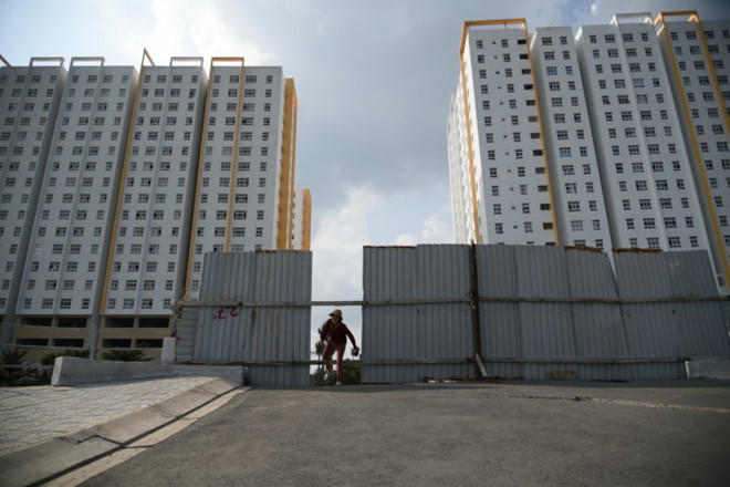 Các hộ dân quanh khu chung cư Sunview Town "bỗng dưng" bị bịt lối đi