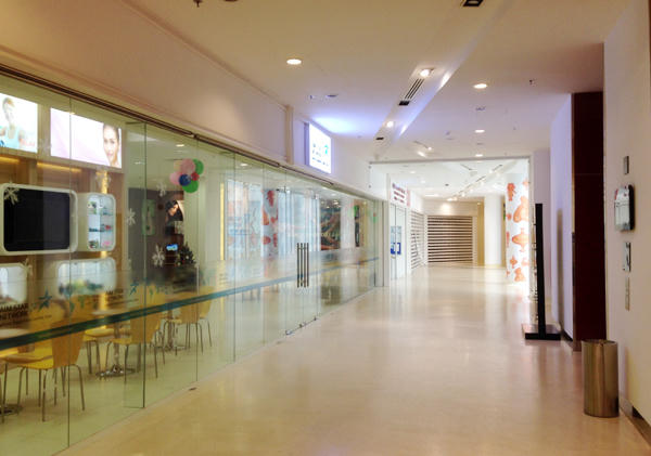 bán-lẻ, thị-trường, mua-sắm, trung-tâm-thương-mại, phía-tây, hàng-hiệu, hoang-lạnh, Parson