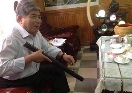 Lê-Thanh-Thản, Mường-Thanh, khách-sạn, điếu-cày, đại-gia, Lê-Hoàng-Yến, ái-nữ, tiểu-thư, con-gái Lê-Thanh-Thản, Mường-Thanh, khách-sạn, điếu-cày, đại-gia, Lê-Hoàng-Yến, ái-nữ, tiểu-thư, con-gái