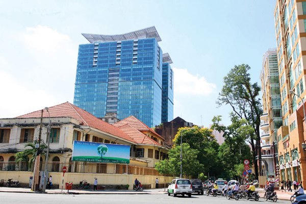 đất vàng, trung tâm hành chính, TP Hồ Chí Minh, dự án, quây tôn, quy hoạch, đấu thầu, cho thuê, bãi đỗ xe