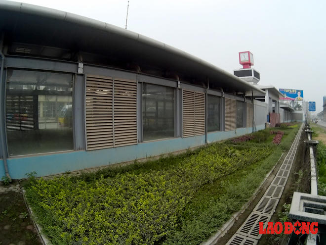 Cận cảnh sự “nham nhở” của dự án xe buýt nhanh hiện đại nhất thủ đô