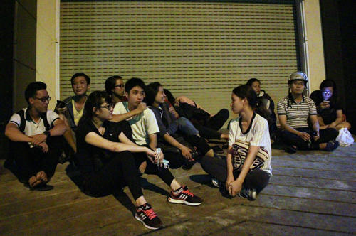 Hơn 1.000 xe máy chìm nghỉm trong bãi ở Sài Gòn