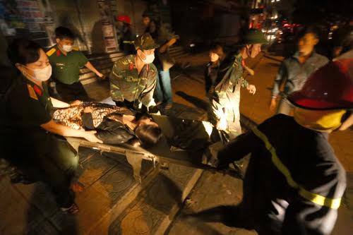 chay-tang-ham-chung-cu-nhieu-nguoi-mac-ket-1