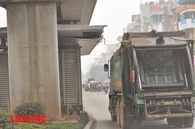 Cận cảnh sự “nham nhở” của dự án xe buýt nhanh hiện đại nhất thủ đô
