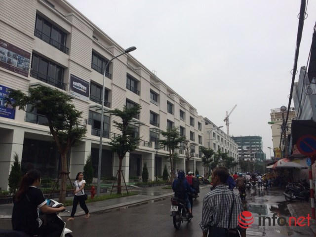 Hà Nội: Ngán ngẩm những chung cư "con voi" ních ngàn người vào ngõ ngách