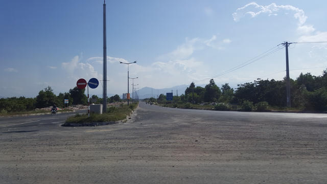 Nở rộ dự án nghỉ dưỡng bao quanh đất vàng sân bay Cam Ranh