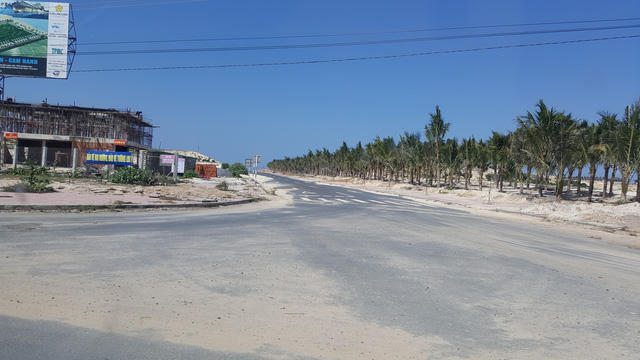 Nở rộ dự án nghỉ dưỡng bao quanh đất vàng sân bay Cam Ranh