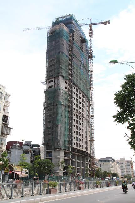 Dự án Tòa nhà hỗn hợp Thăng Long: Hai lần đình chỉ vẫn xây vượt tầng