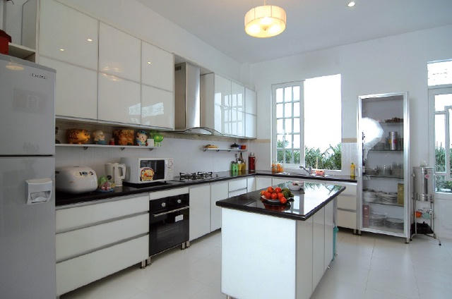 Đặt tủ lạnh ở hướng lành như: Bắc, Đông Nam mới đem lại may mắn cho gia chủ.