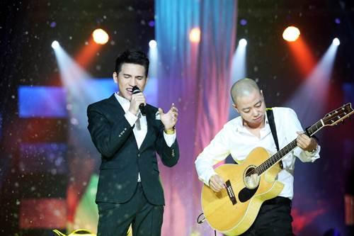 Siu Black bất ngờ tái xuất trong liveshow Quốc Thiên