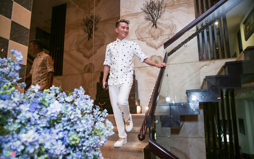 Khám phá biệt thự 3 triệu USD của Đàm Vĩnh Hưng