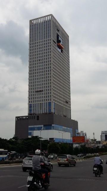 đất vàng, trung tâm hành chính, TP Hồ Chí Minh, dự án, quây tôn, quy hoạch, đấu thầu, cho thuê, bãi đỗ xe