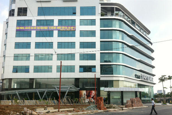 Chung cư "bám rễ" văn phòng: Bất chấp luật vì khó can thiệp?