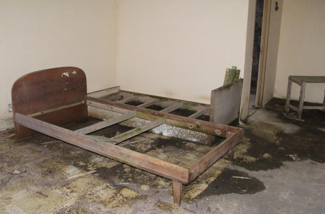 Hoang tàn ở khu biệt thự, resort cao cấp ven biển Bình Thuận