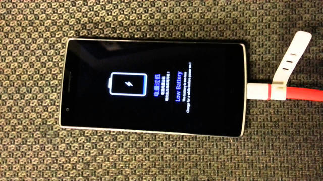 Bạn ức chế vì dùng chán chê mà pin điện thoại vẫn báo 100%? Đây là giải pháp!!