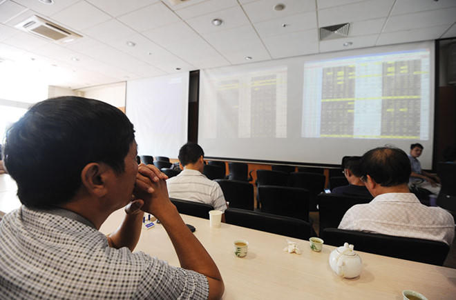 Sáng 10/8, giá vàng tăng hơn 100.000 đồng/lượng