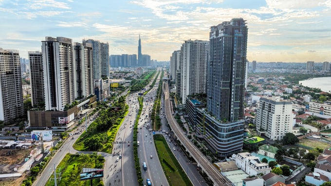 Thị trường bất động sản TP.HCM: Khu Đông “áp đảo”, khu Nam và khu Tây khan hiếm nguồn cung