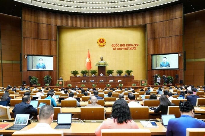 Quốc hội tiếp tục thảo luận về kinh tế - xã hội và ngân sách nhà nước