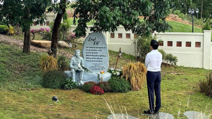 Những cuộc hội ngộ đặc biệt bên bến phà II Long Đại