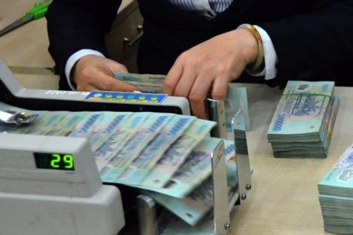 Ngân hàng đầu tiên tăng lãi suất tiền gửi trong tháng 11/2025